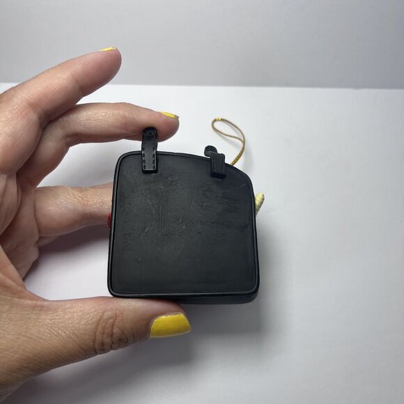 RARE HARLEY DAVIDSON CHRISTMAS ORNAMENT SANTAS ELF ON A SADDLEBAG DATED 1997 VTG - Picture 4 of 14